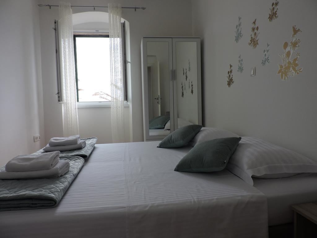 Apartments Nina Riva Kaštela Εξωτερικό φωτογραφία