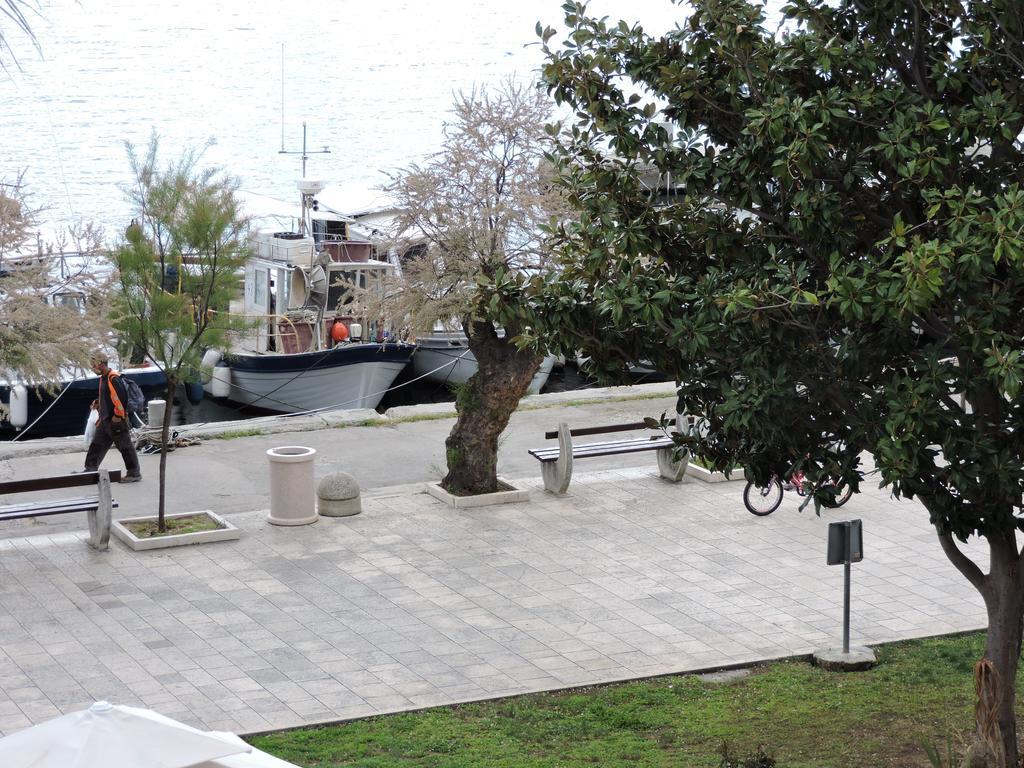 Apartments Nina Riva Kaštela Εξωτερικό φωτογραφία