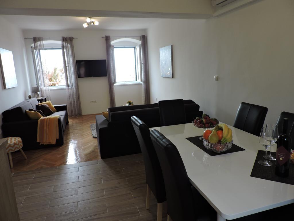 Apartments Nina Riva Kaštela Εξωτερικό φωτογραφία